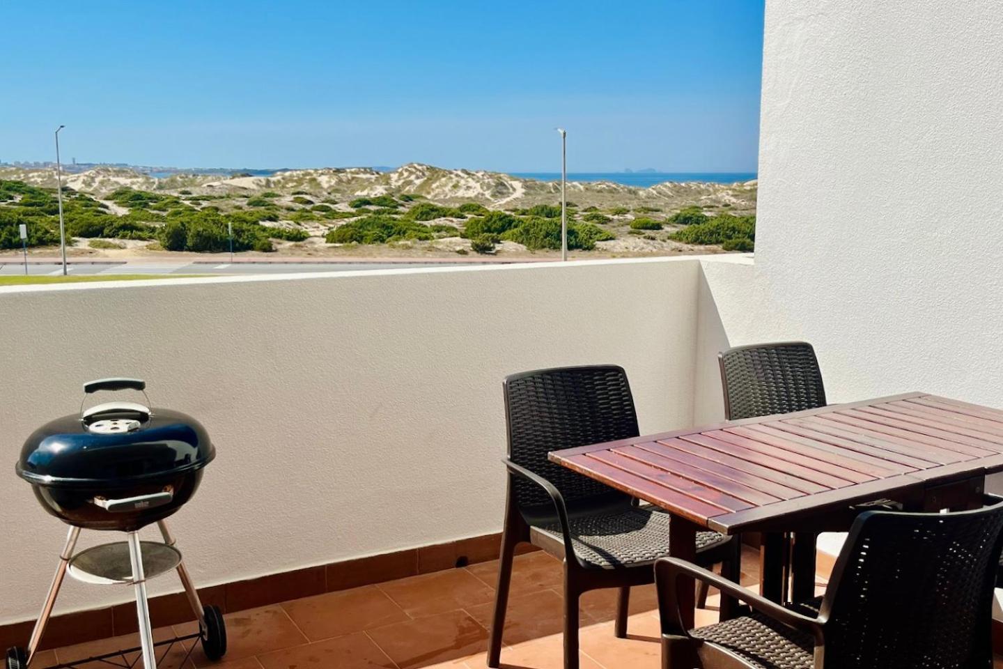 Apartamento Luciana - Beachside, Balcony, Sunset View Ferrel  Eksteriør billede
