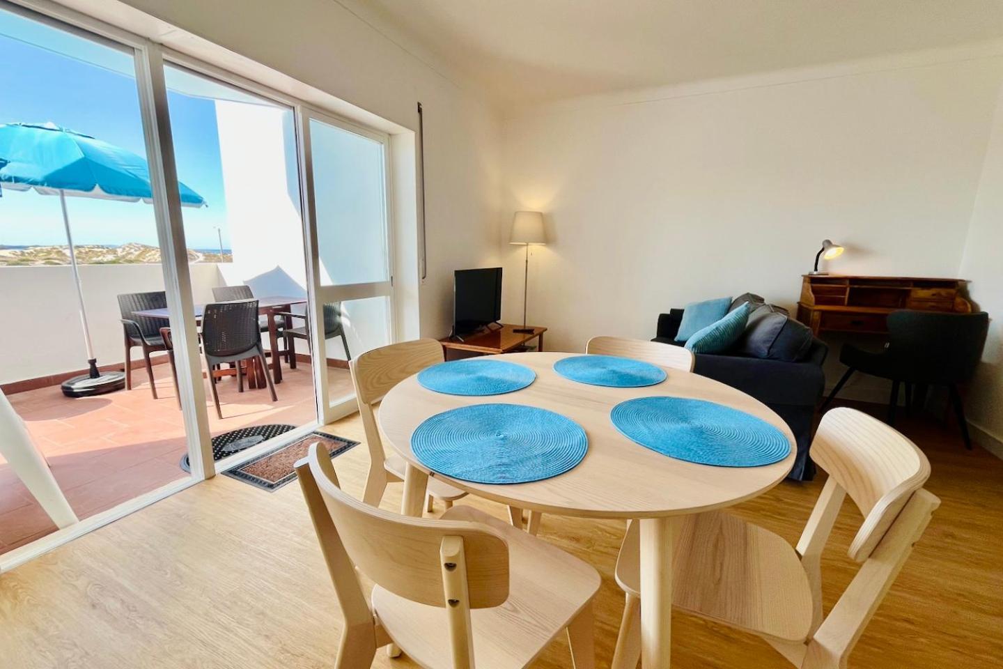 Apartamento Luciana - Beachside, Balcony, Sunset View Ferrel  Eksteriør billede